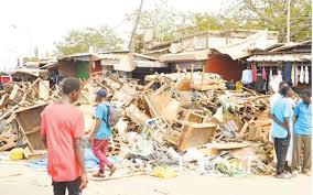 Désengorger les artères de Dakar : La résistance des marchands ambulants      